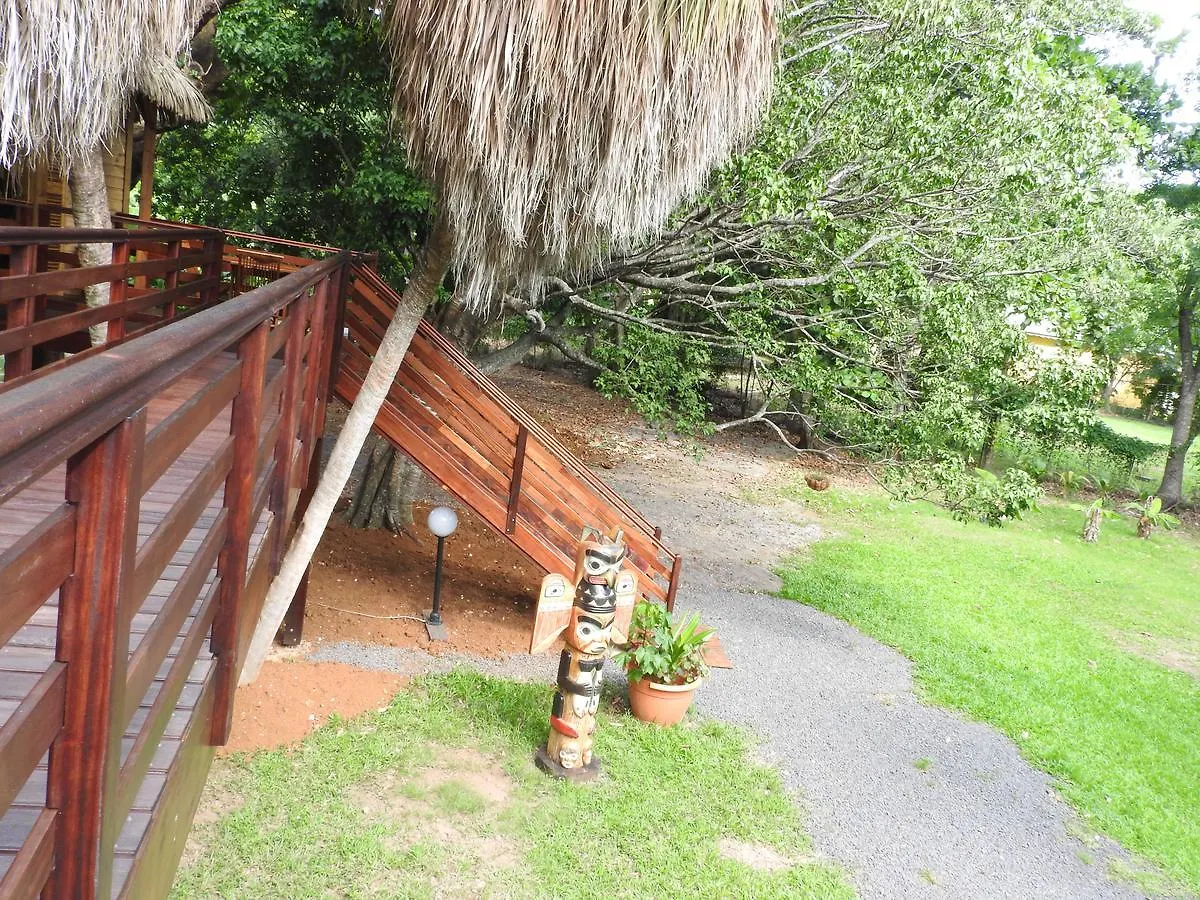 Chalet Insolite Ara Wakan / Ma cabane Pointe-Noire Guadeloupe
